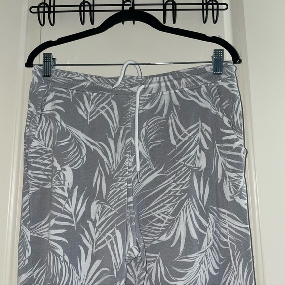 Rachel Zoe palm print lounge set - Picture 12 of 16